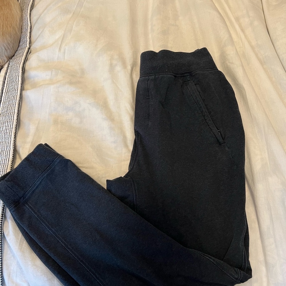 Lululemon Sweatpants men’s size M
